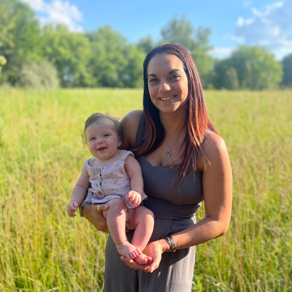 Meet your Posher, Kaylie - Picture 2 of 4